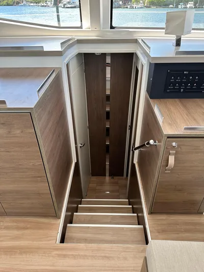 Sea Fox Yacht Photos Pics 