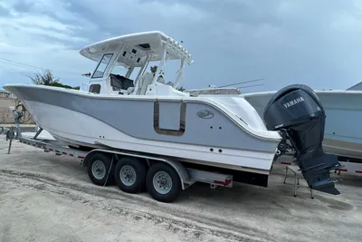 Sea Fox 328 Commander