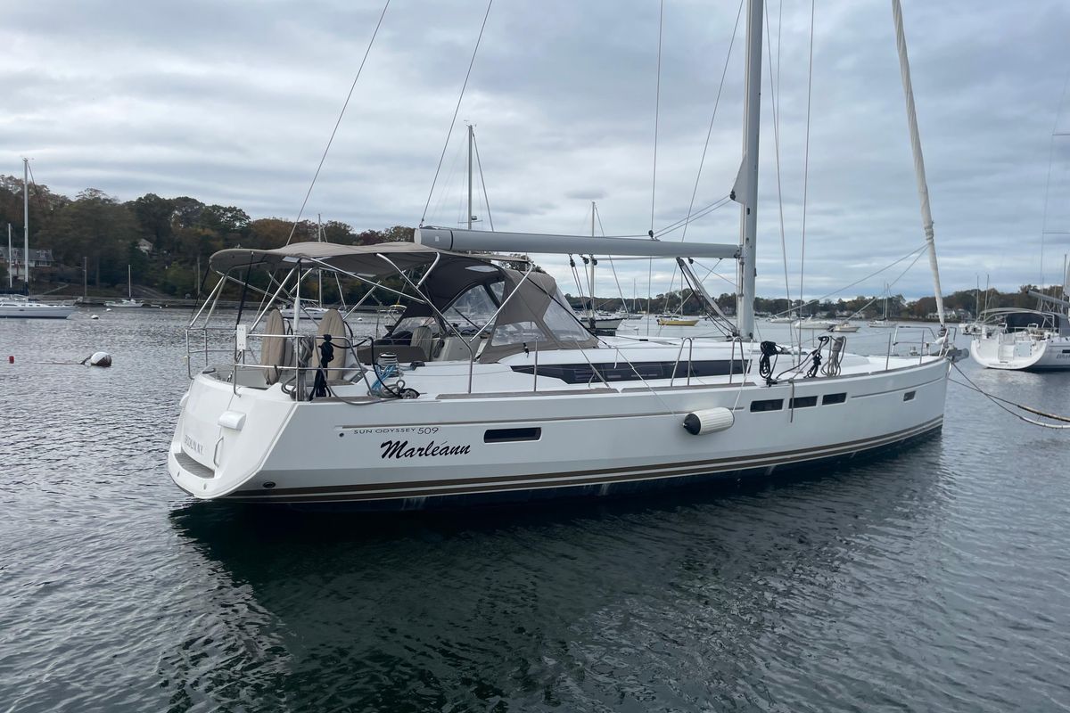 2012 Jeanneau 50 