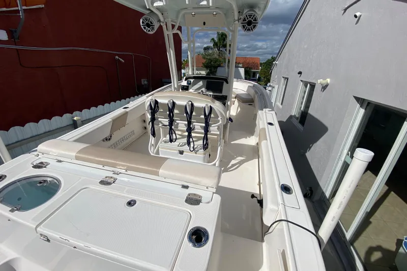  Yacht Photos Pics 2018 Robalo R242 Center Console boat with spacious deck and modern features.