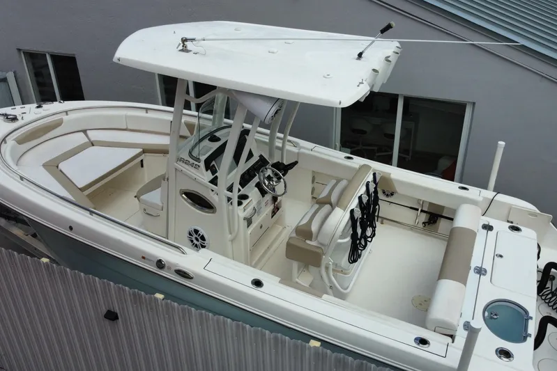  Yacht Photos Pics 2018 Robalo R242 Center Console boat with spacious seating and modern design.