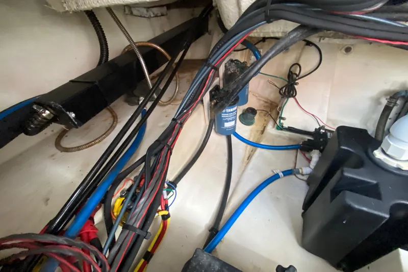  Yacht Photos Pics 2018 Robalo R242 Center Console boat wiring and components in the engine compartment.