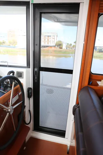 Wishbone V Yacht Photos Pics 