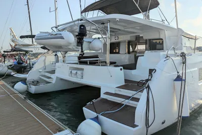 2023 Lagoon 46