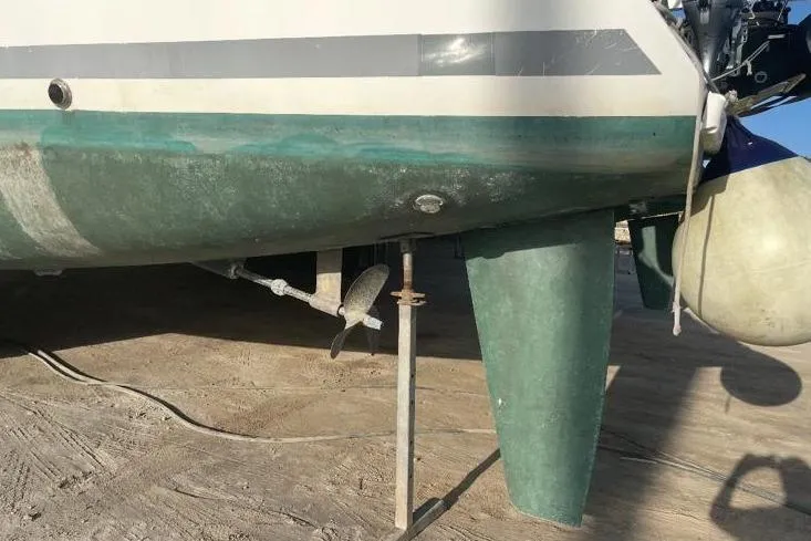 Somni Yacht Photos Pics 2013 Lagoon 560 S2 catamaran hull and propeller on dry dock.