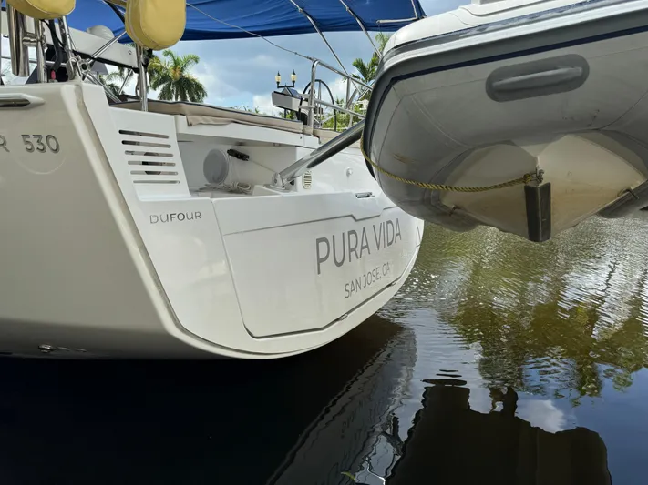 Pura Vida Yacht Photos Pics 