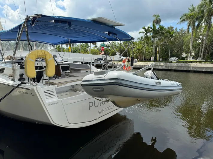 Pura Vida Yacht Photos Pics 