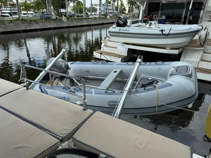 Pura Vida Yacht Photos Pics 