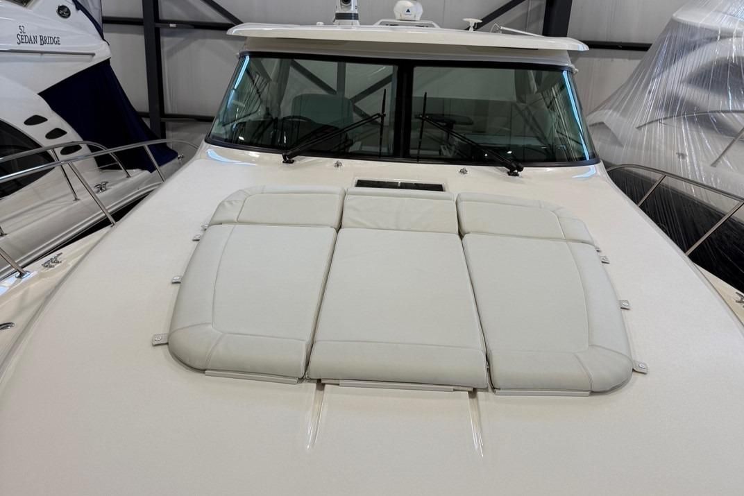 2023 Tiara Yachts 43 