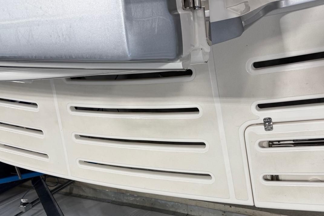 2023 Tiara Yachts 43 