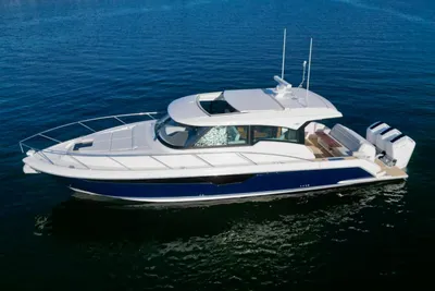 Tiara Yachts 48 LE