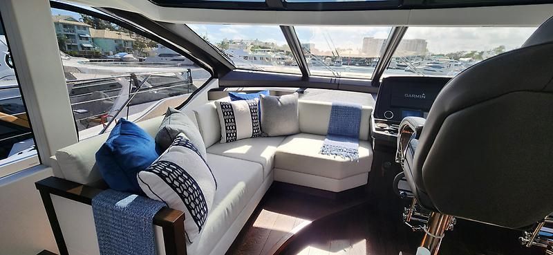 2020 Sunseeker 74 