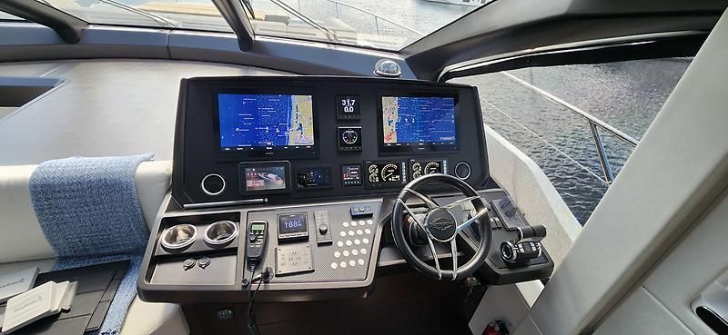 2020 Sunseeker 74 