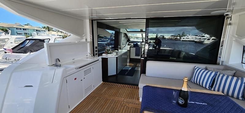 2020 Sunseeker 74 