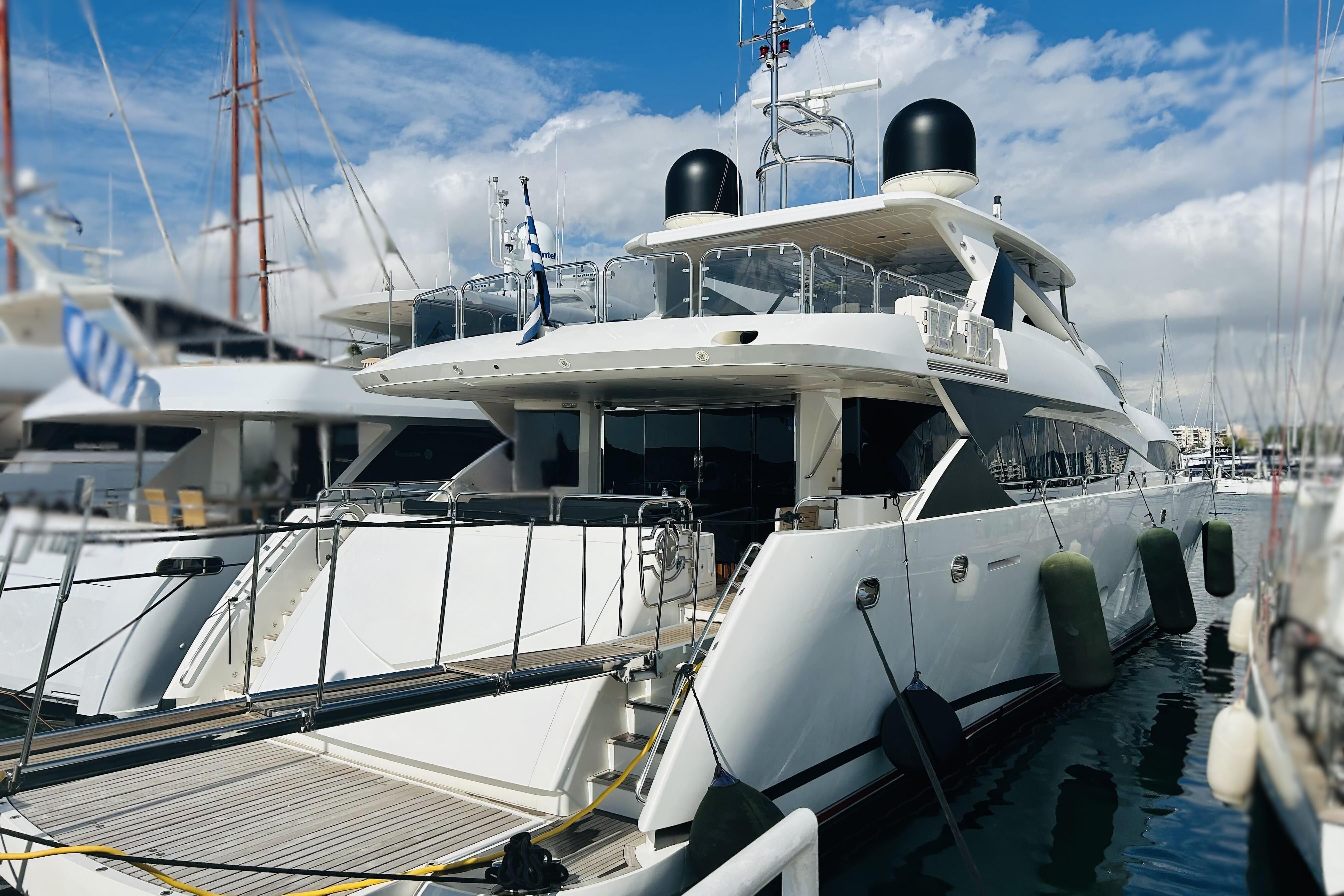 2010 Sunseeker 34 Metre Yacht