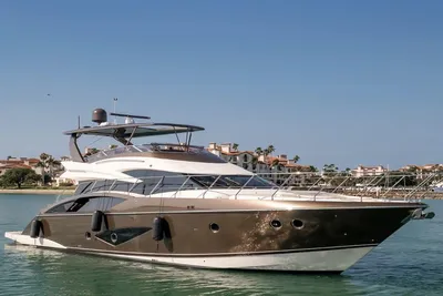 2013 Marquis 630 Sport Yacht