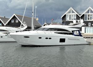 2011 Princess 64 Fly