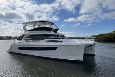 2024 Aquila 44 Yacht