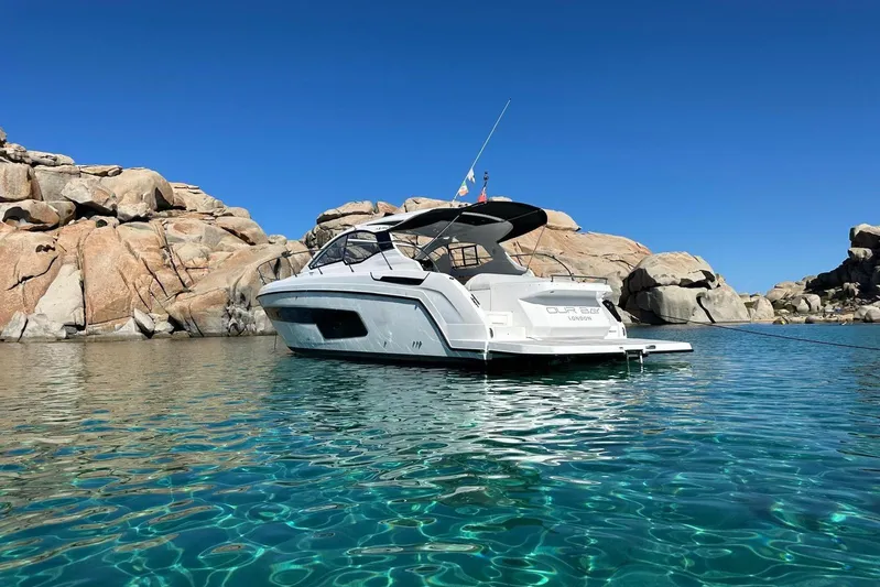 Our Bay Yacht Photos Pics Azimut 45 Atlantis sea view