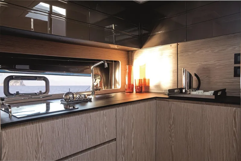 Our Bay Yacht Photos Pics Azimut 45 Atlantis galley