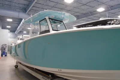 Sportsman Open 302 Center Console