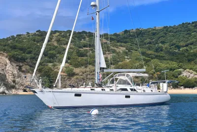 Hylas 49