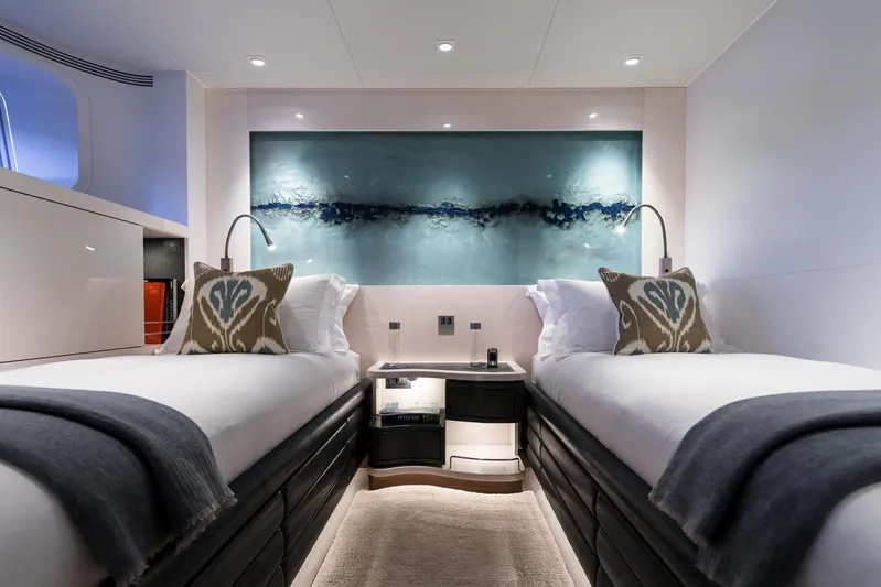 Ngoni Yacht Photos Pics Luxurious cabin of Royal Huisman Dubois Mega Sloop 2017 with twin beds.