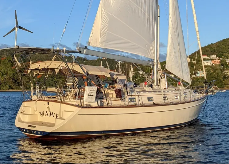 Mawe Yacht Photos Pics 