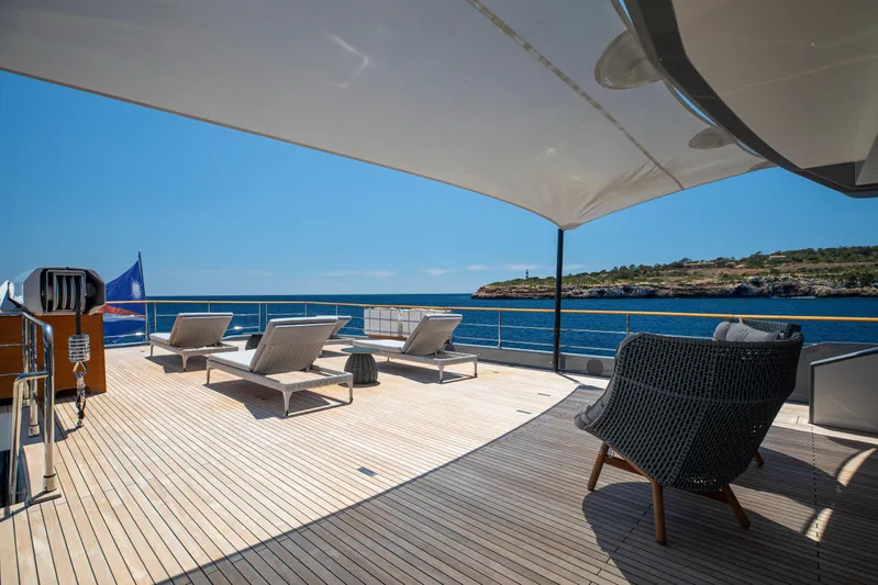 37xp-17 Yacht Photos Pics Luxurious deck of 2026 Numarine 37XP-17 yacht with sun loungers and ocean view.