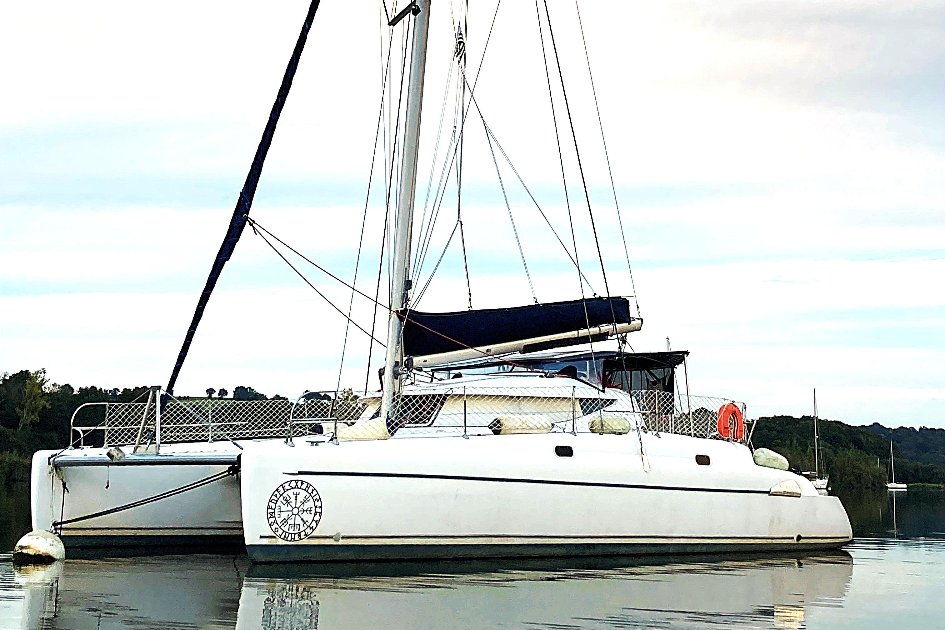 2002 Fountaine Pajot Athena 38