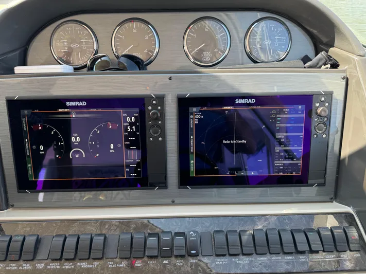 Sweet Spot Yacht Photos Pics 