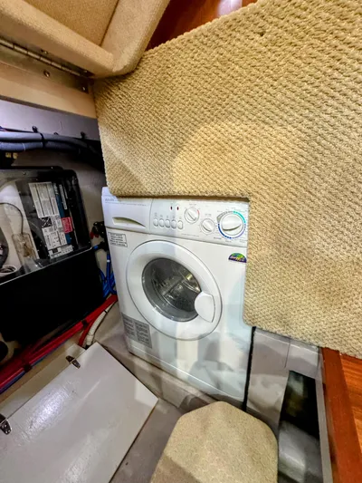 Sweet Spot Yacht Photos Pics 