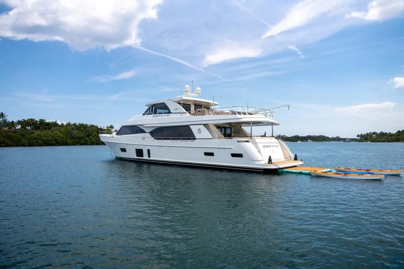 Zephyr Yacht Photos Pics Ocean Alexander 100 ZEPHYR - Exterior