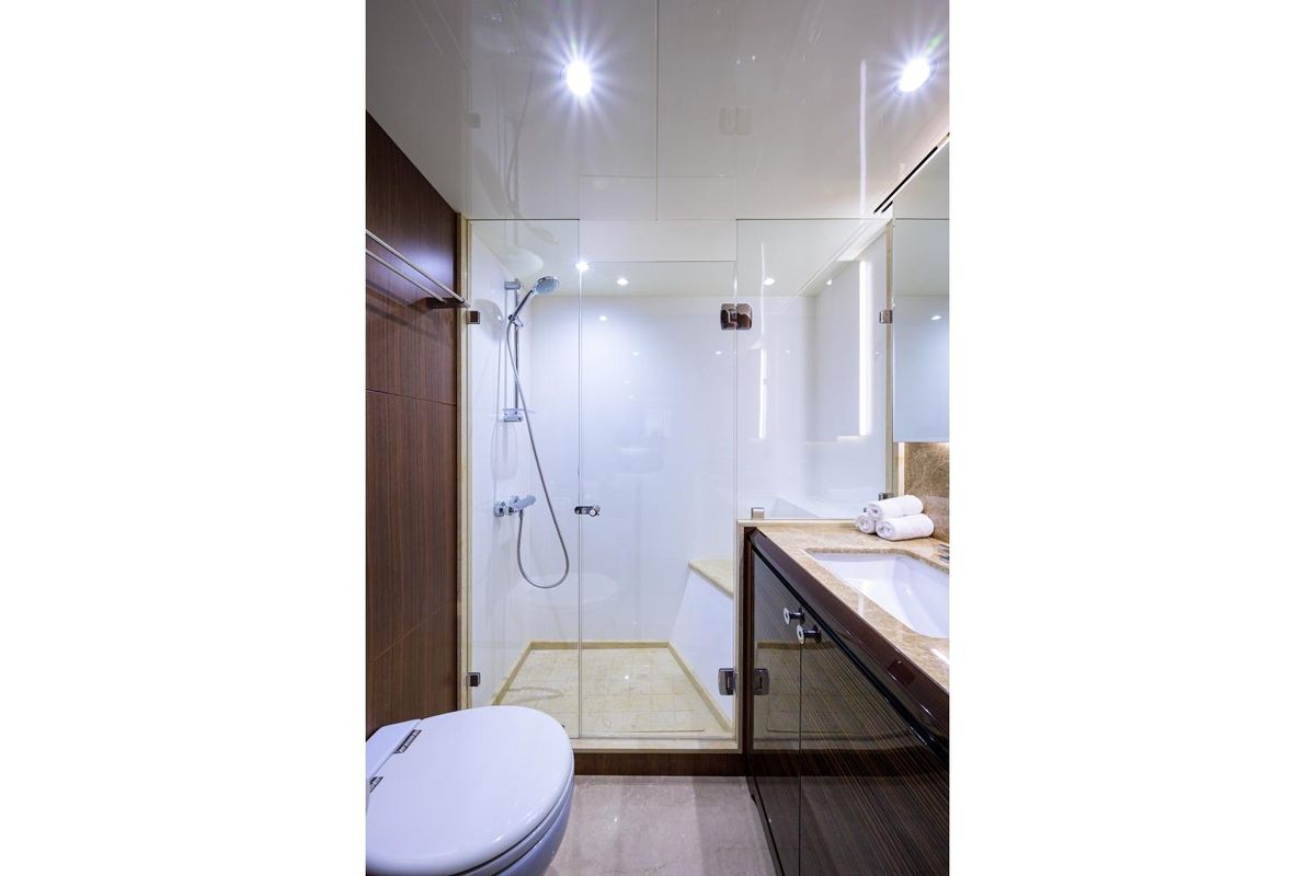 2019 Ocean Alexander 100 