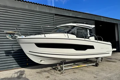 2025 Jeanneau Merry Fisher 795