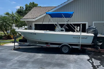 2009 Sailfish 1900 BB Bay Boat