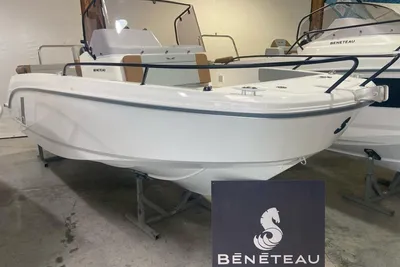 2023 Beneteau Flyer 7 SPACEdeck