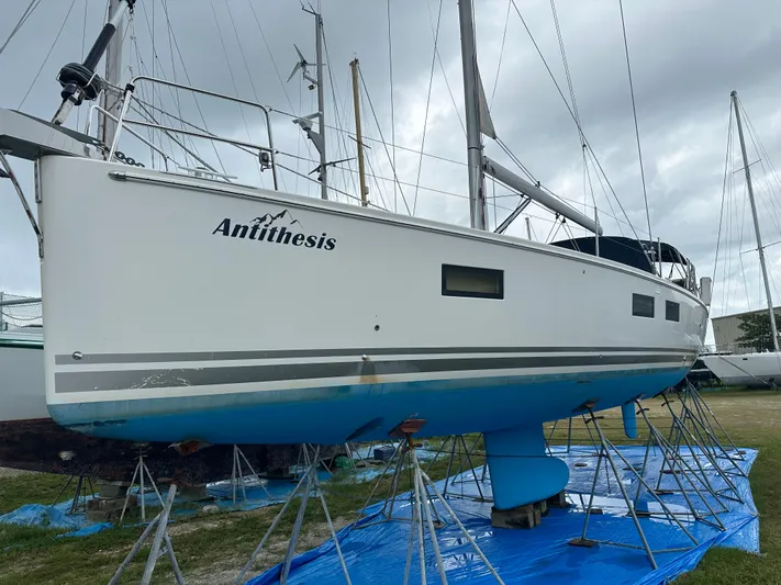 Antithesis Yacht Photos Pics 