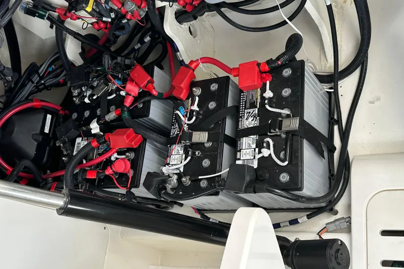  Yacht Photos Pics 2020 Sea Ray Sundancer 320 Outboard battery compartment with wiring and connections.