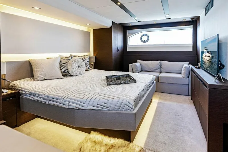 Rt Time Yacht Photos Pics Master Stateroom