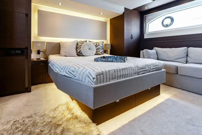 Rt Time Yacht Photos Pics Master Stateroom