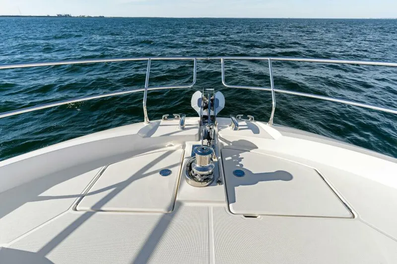 Rt Time Yacht Photos Pics Bow