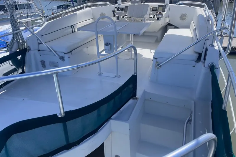 Dulcita Yacht Photos Pics 