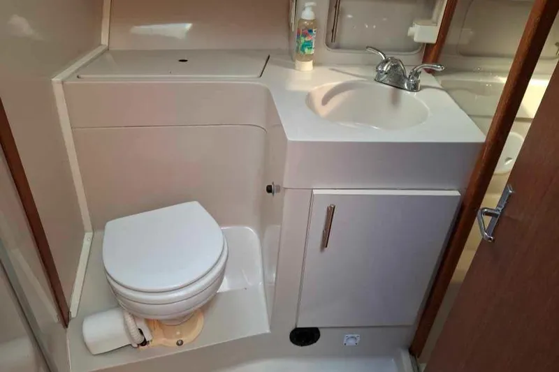 Dulcita Yacht Photos Pics 