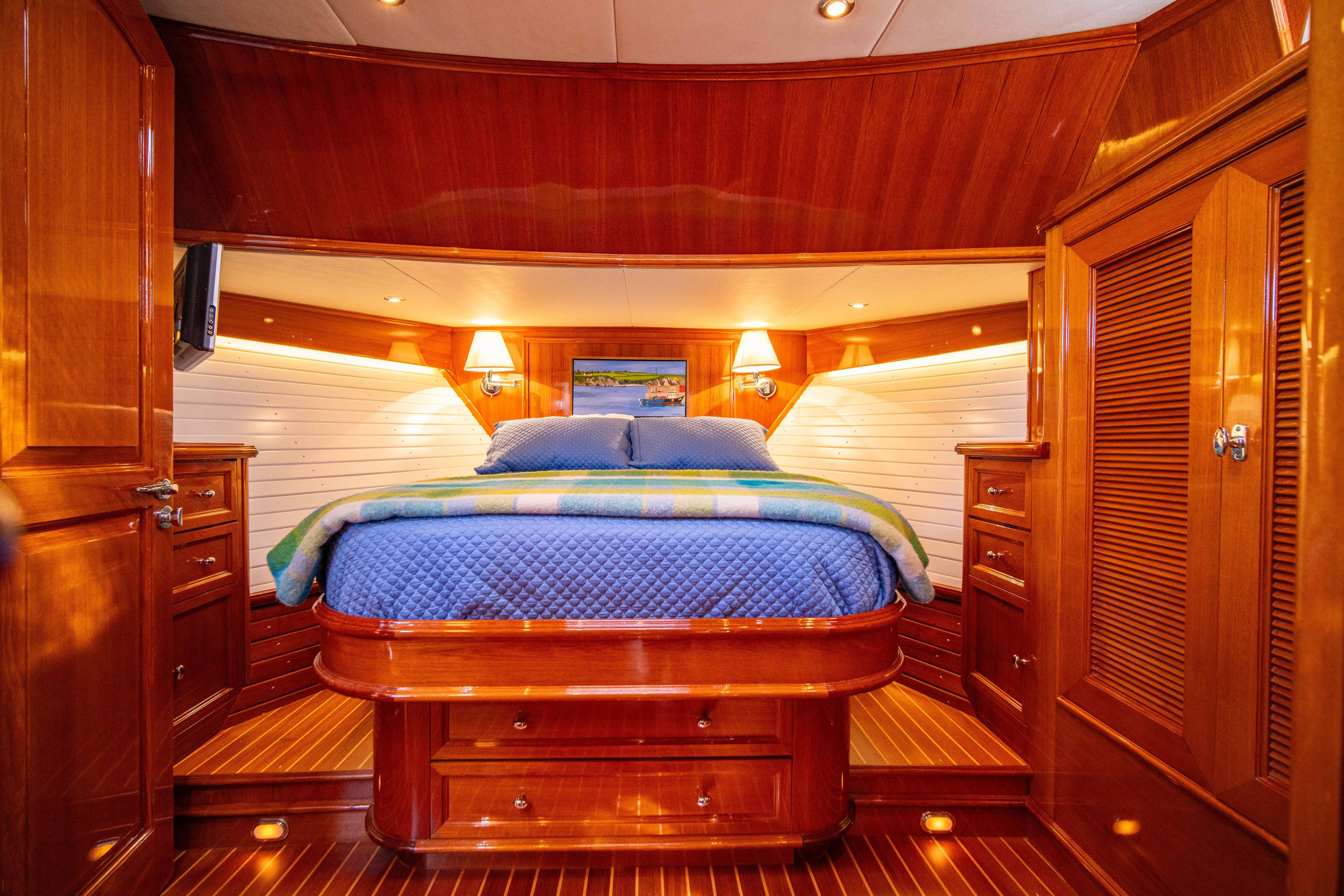 2004 Grand Banks 58 