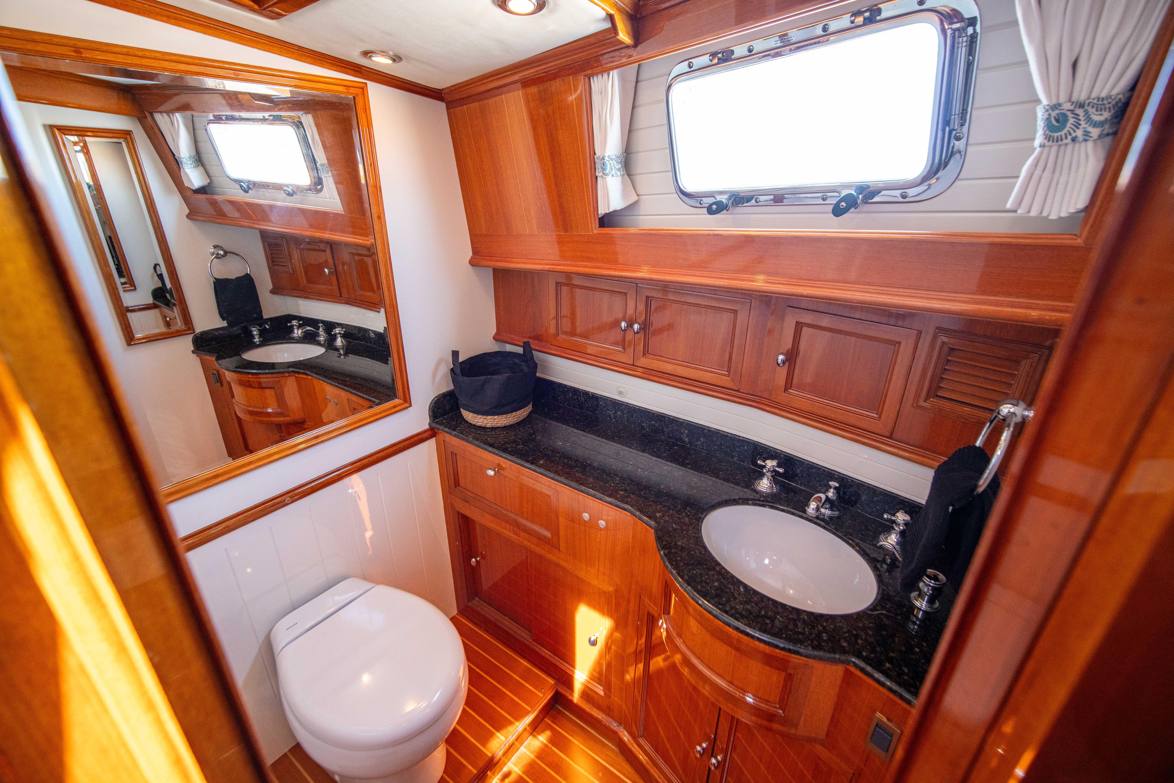 Yacht