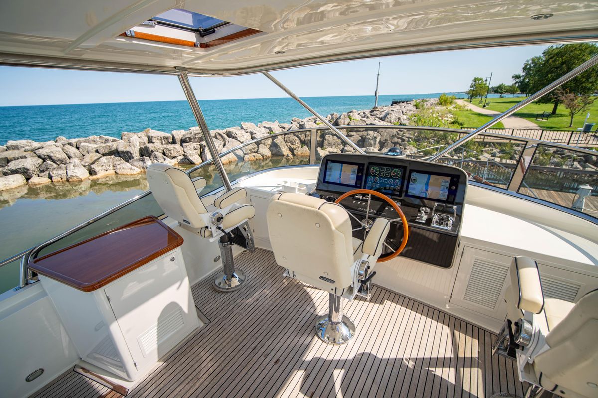 2004 Grand Banks 58 
