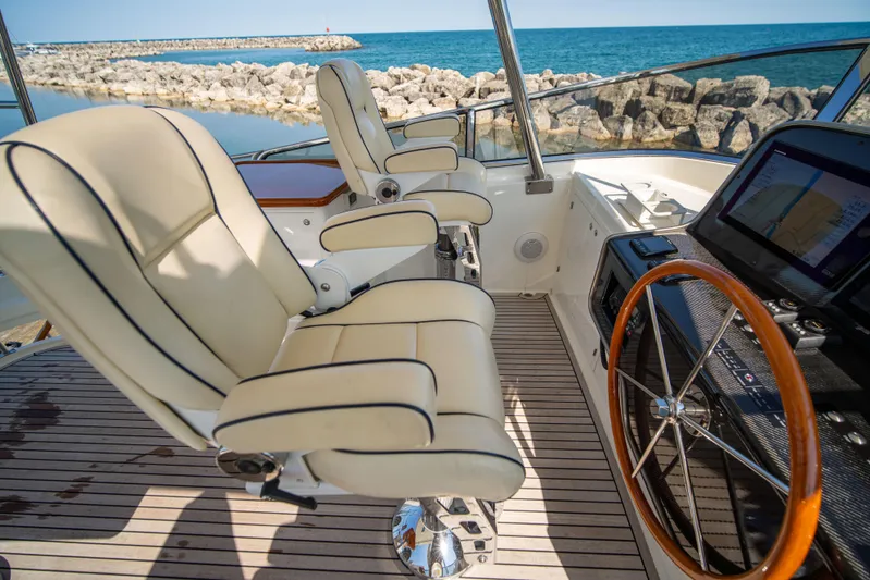 Halcyon Yacht Photos Pics 