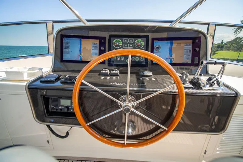 Halcyon Yacht Photos Pics 