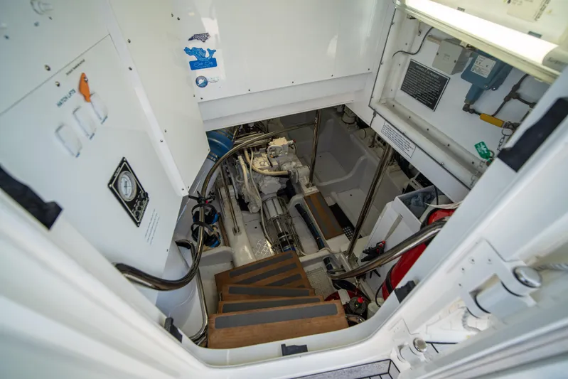 Halcyon Yacht Photos Pics 